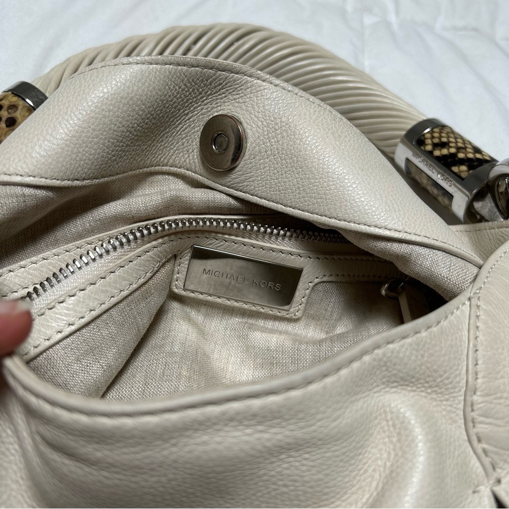 Michael Kors Collection Tonne Hobo Bag - Picture 7 of 9